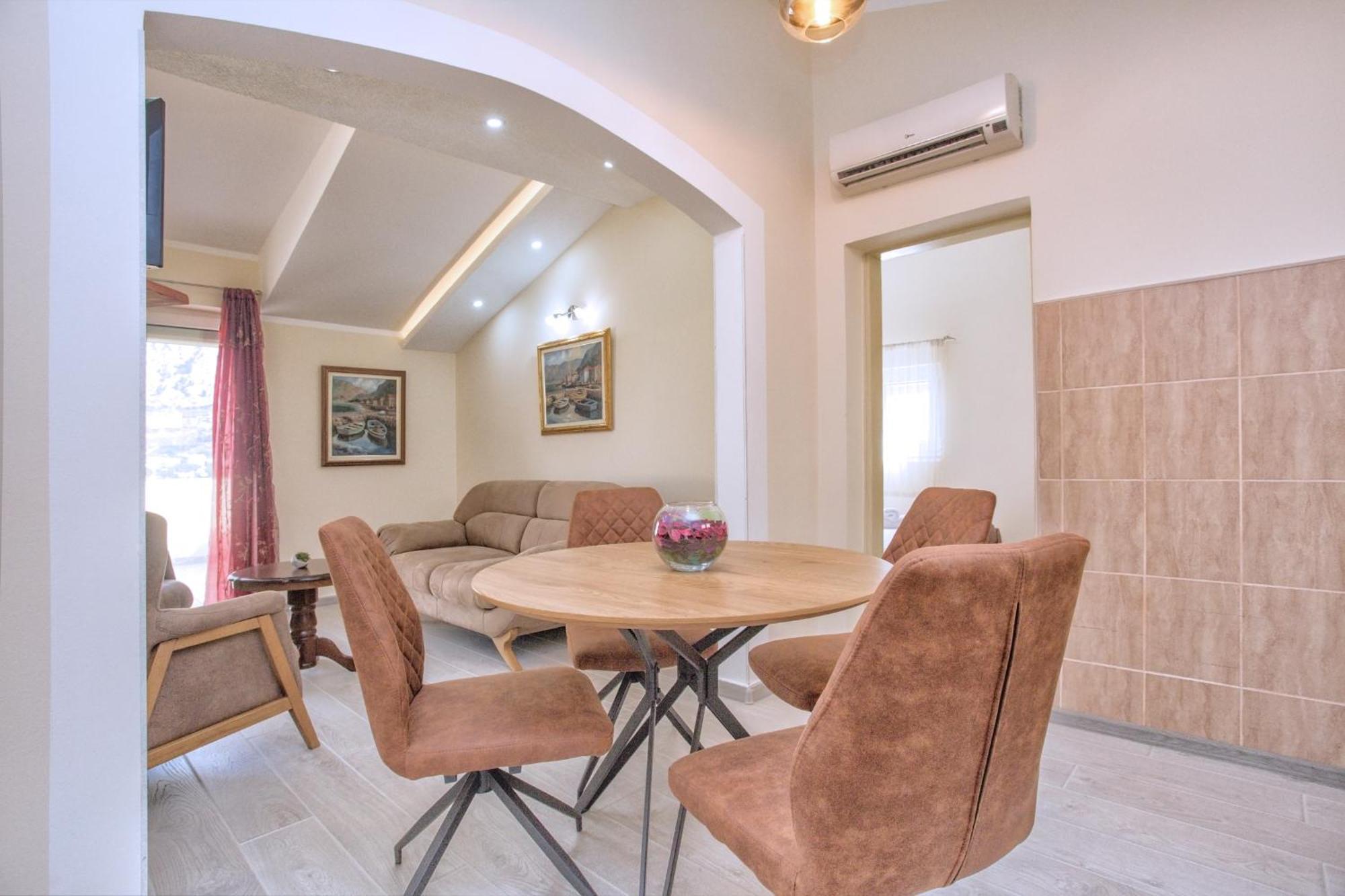 Apartments Bella Vista Kotor Room photo